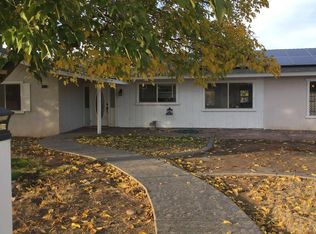 13750 E Ashlan Ave, Sanger, CA 93657