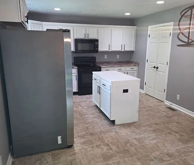 2432 Inishmore Ct — Photo 9