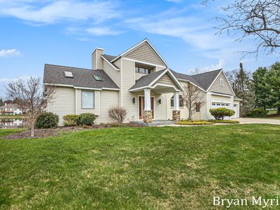921 Meadow Ridge Dr, Holland, MI, 49424