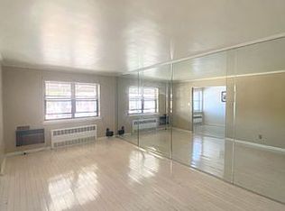 187 Bay 43 St #2, Brooklyn, NY 11214
