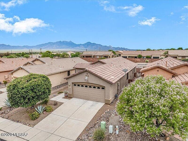 1st image of 461 W Astruc Dr