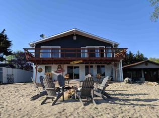 804 Andys North Shore Dr, Norfolk, NE 68701