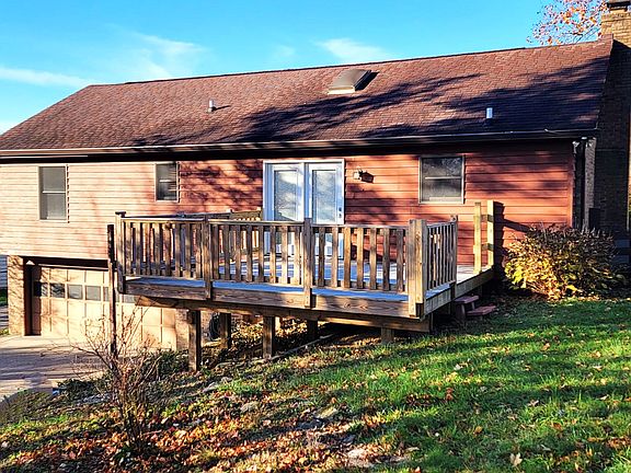 3rd image of 8337 Grande Fir Ct