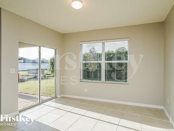 4th image of 2630 SW 4th Ln
