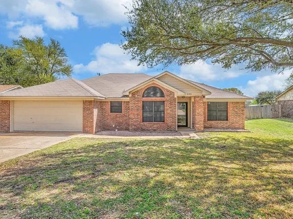 233 Thompson Cir, Lorena, TX 76655