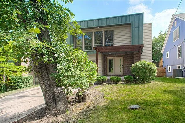3825 S Minnie St — Photo 28