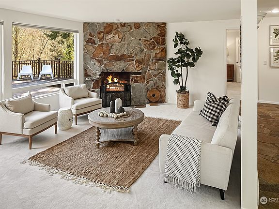 5th image of 1740 Brookside Drive SE