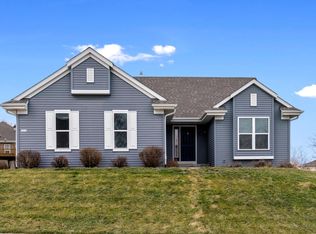 1616 Whitewater Dr, West Bend, WI 53095