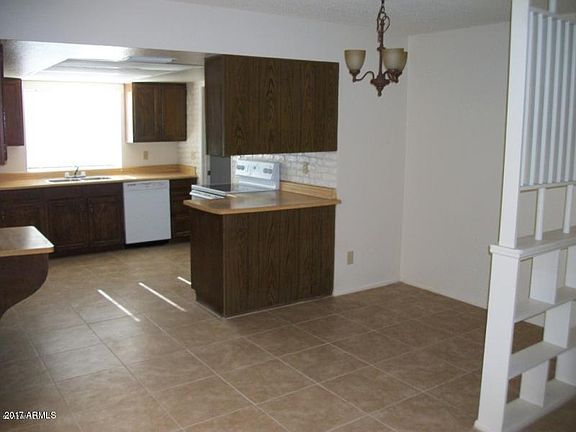 5th image of 9130 W Cameron Dr