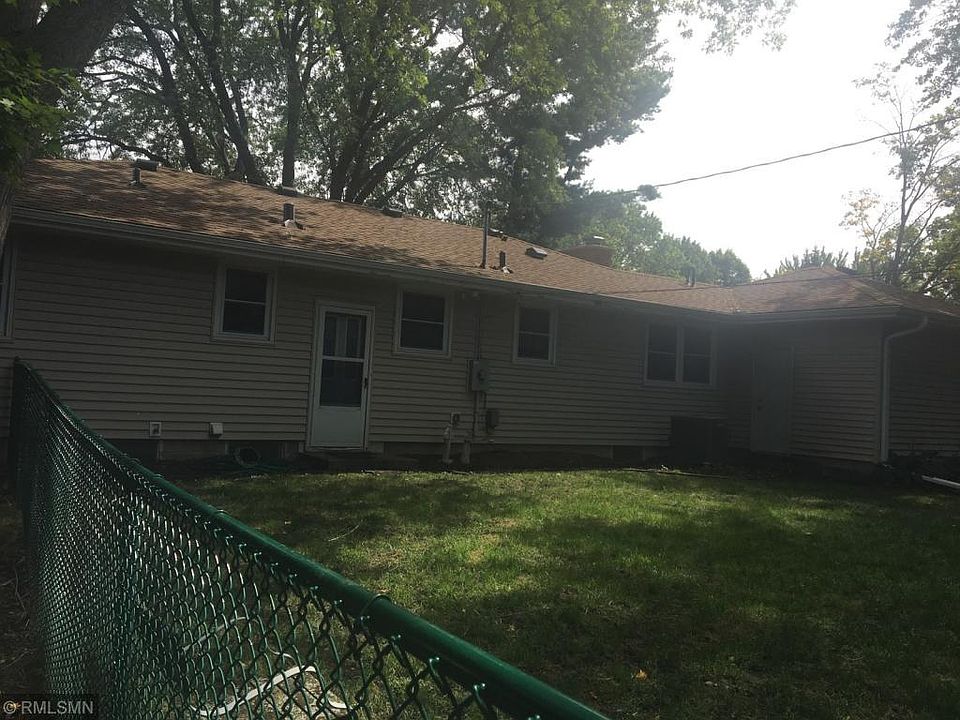 2nd image of 123 Inglewood St