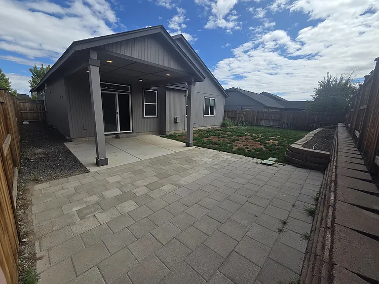 3650 SW Pumice Pl — Photo 29