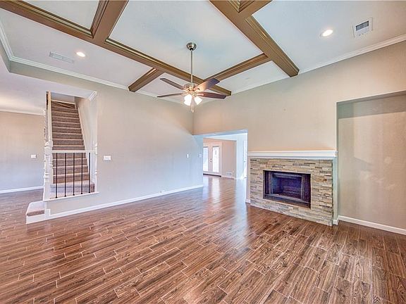 4th image of 2316 Decator Dr