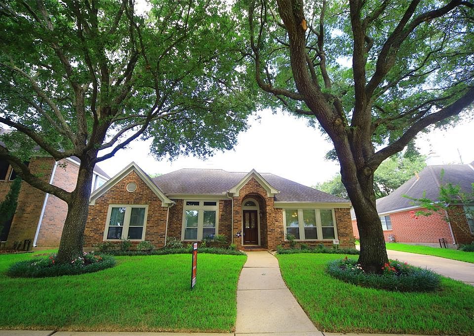 1st image of 4606 Lakeside Meadow Dr