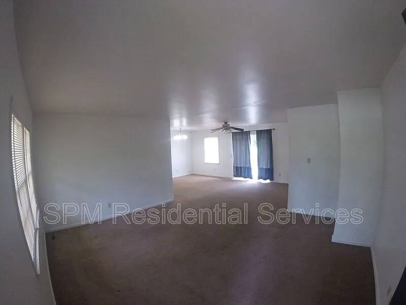 Building Photo - 4841 College Acres Dr