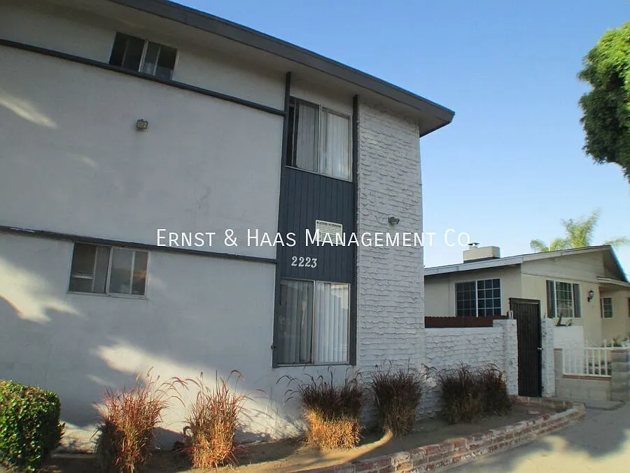 2223 E Spaulding St #7