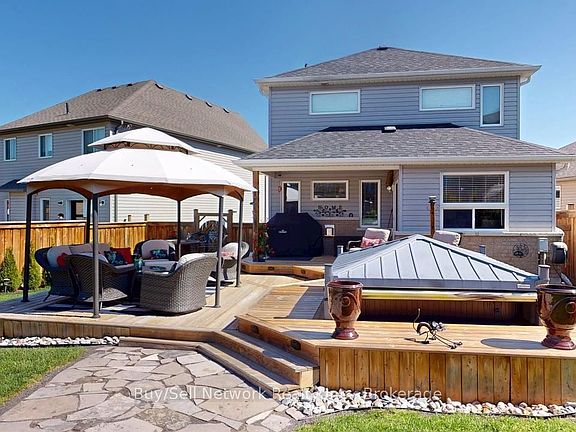2nd image of 12 Summer Ln