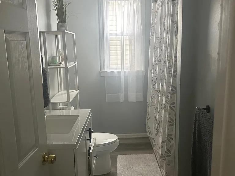 11 Leverett St — Photo 5