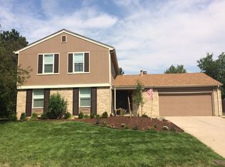 2806 S Paris St, Aurora, CO 80014