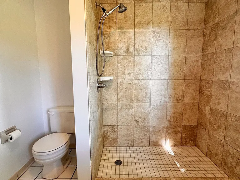2472 Red Hill Rd — Photo 26