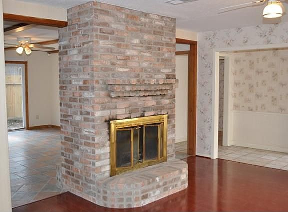 3rd image of 2819 Rockarbor Dr