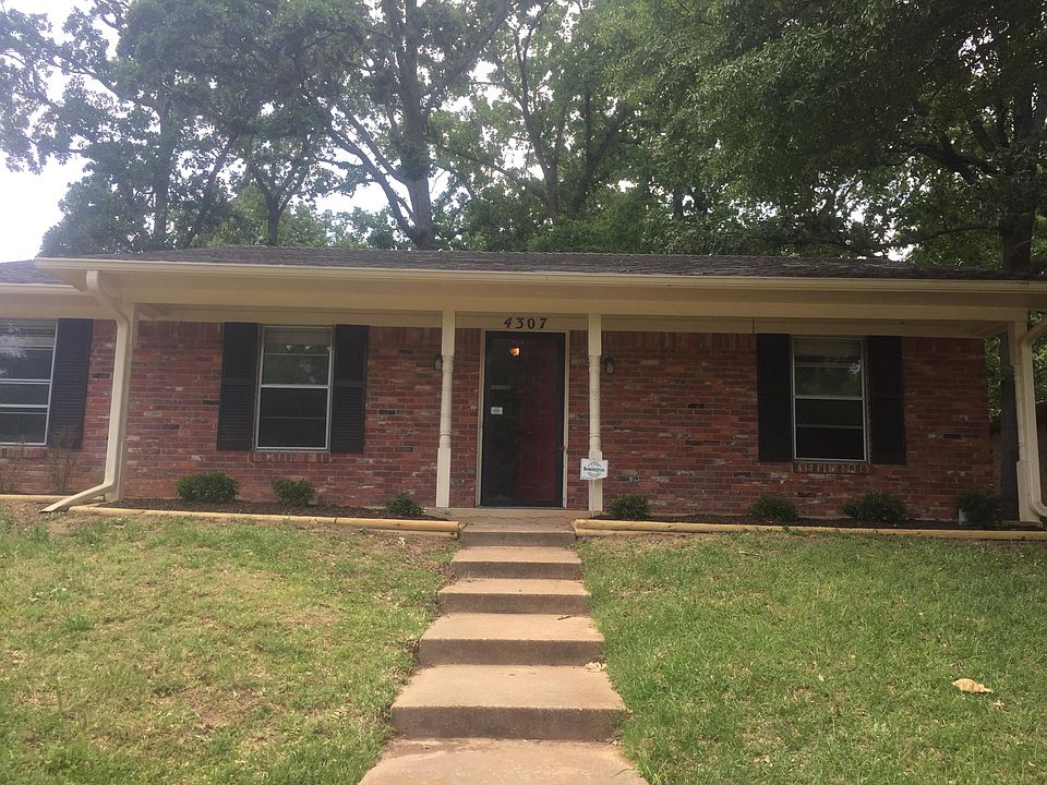 1st image of 4307 Edinburgh Dr