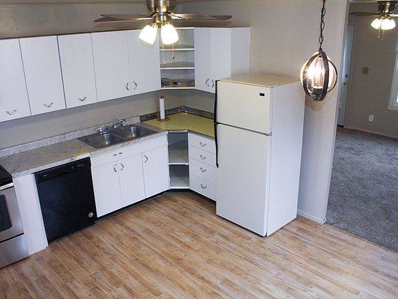 4th image of 1224 Archway Dr