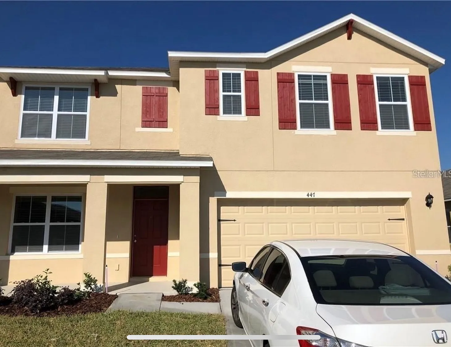 5 bed, 2600 sqft, $2,395 — Photo 1