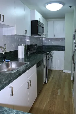 Sold by Hudson Place Realty | media 3