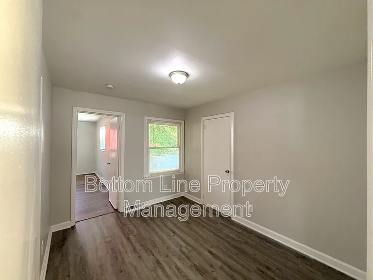 1408 Dean St — Photo 10