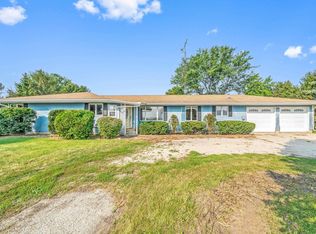 5777 Graham Rd, Waterman, IL 60556