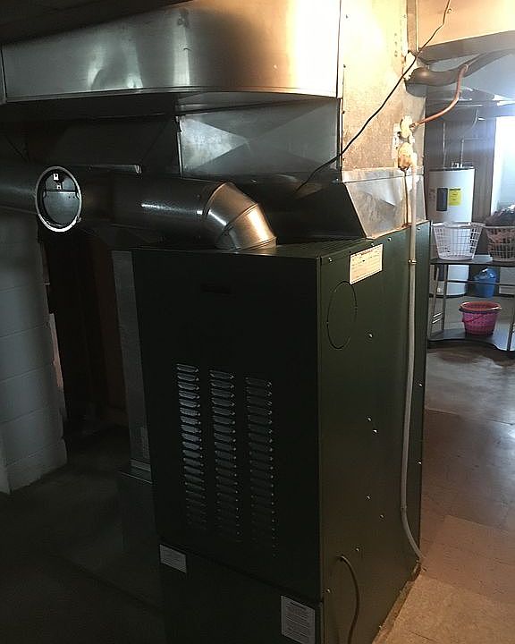 2nd image of 3909 E Armour Ave