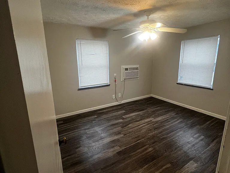 544 Aberdeen Ave #A — Photo 5