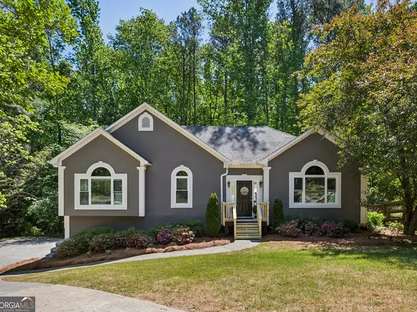 2252 Sunbrook Ct NW, Acworth, GA 30101