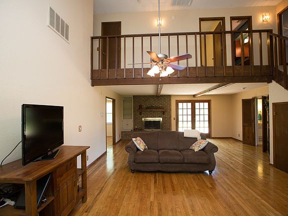 5th image of 25201 S Rosewood Dr