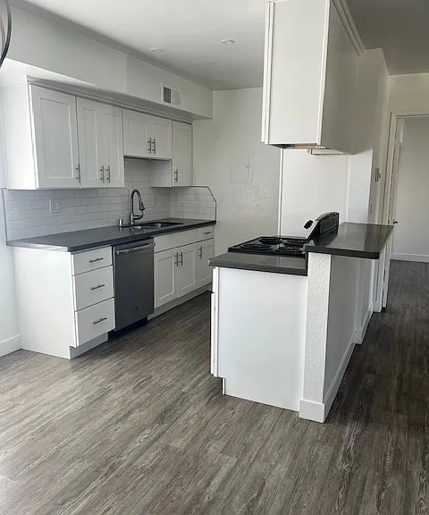 Stone Creek Apartments — Photo 47