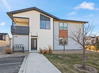 2086 Autumn Moon Dr #1, Windsor, CO 80550