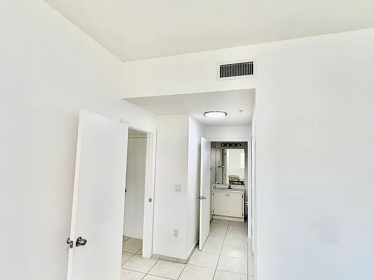 7290 NW 114th Ave #205 — Photo 29