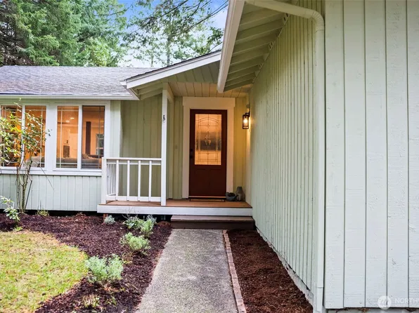 1037 9th Avenue, Fox Island, WA 98333