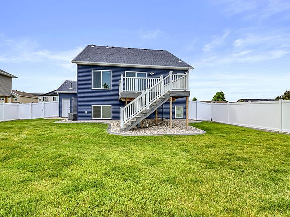 5th image of 1202 Southwood Dr