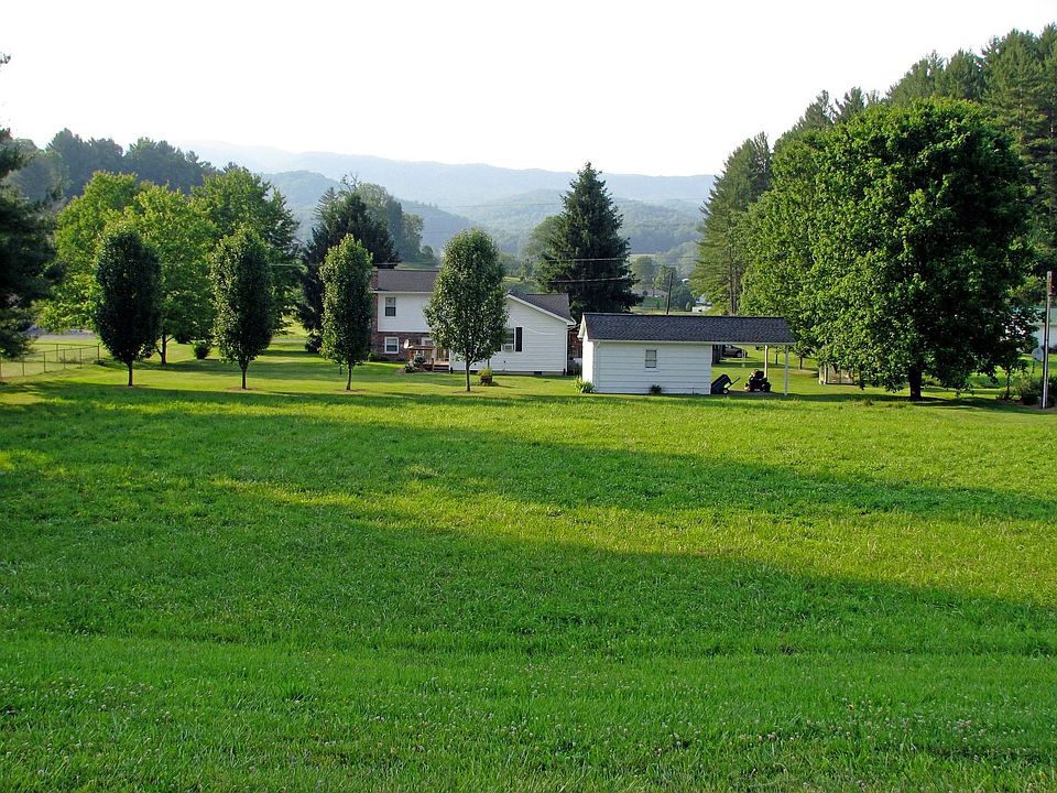 1032 J Shoun Rd, Mountain City, TN 37683 Zillow