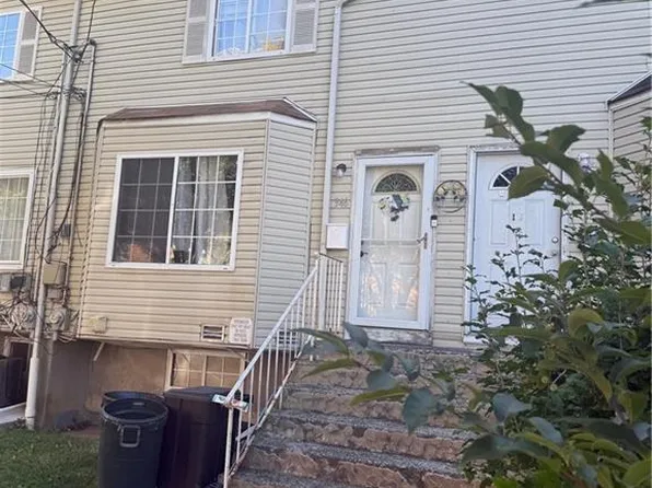 346 Targee St, Staten Island, NY 10304