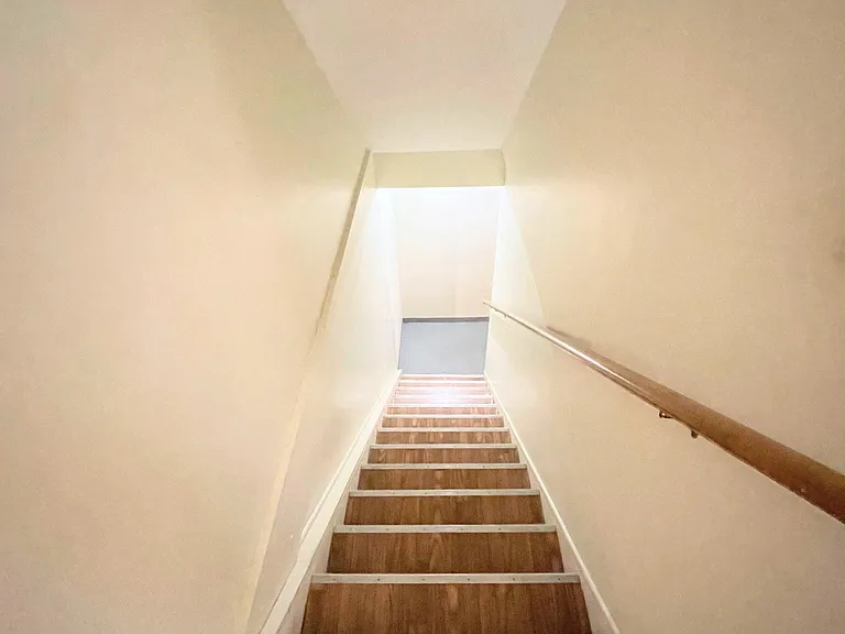 2041 Dowd Ave — Photo 21