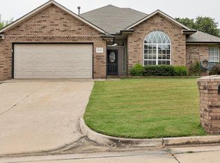 11422 Village Ave, Midwest City, OK 73130