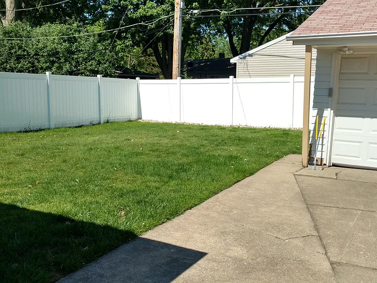 258 George Rd — Photo 4