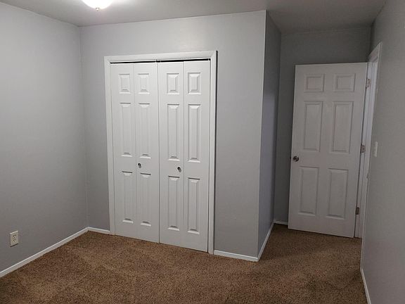 5th image of 2712 Stewart Ave