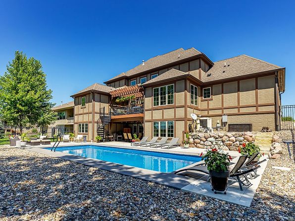 2335 Hearthstone Cir SW