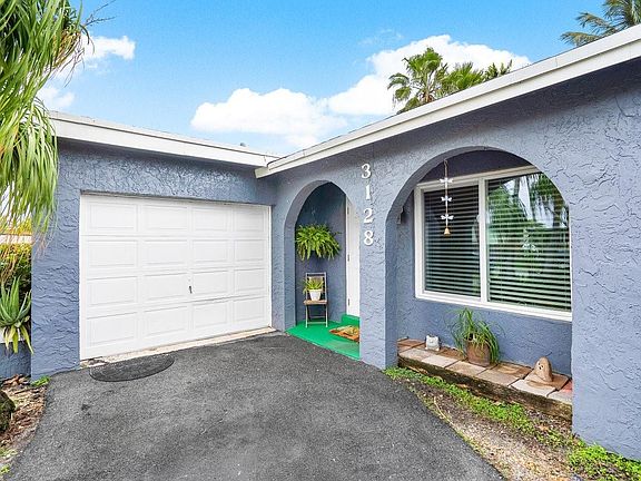 3rd image of 3128 NW 113th Avenue