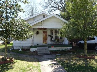 205 W Ogara St, Harrisburg, IL 62946
