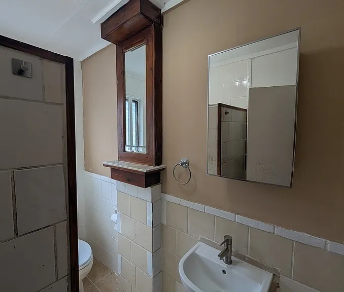 407 Engman St #C — Photo 13