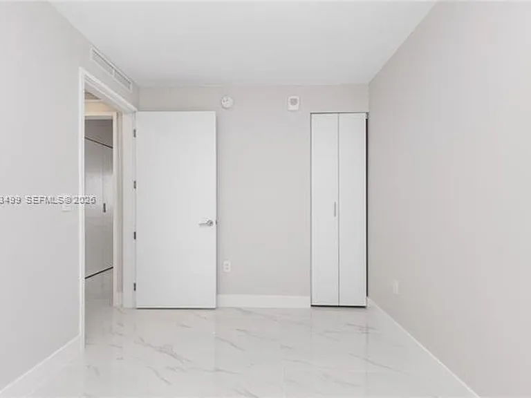700 NE 24th St #4206 — Photo 34